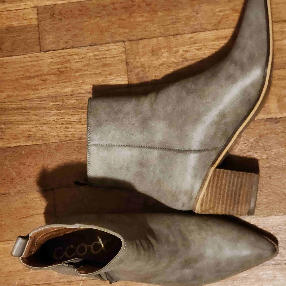 CCOCCI Taupe Ankle Booties